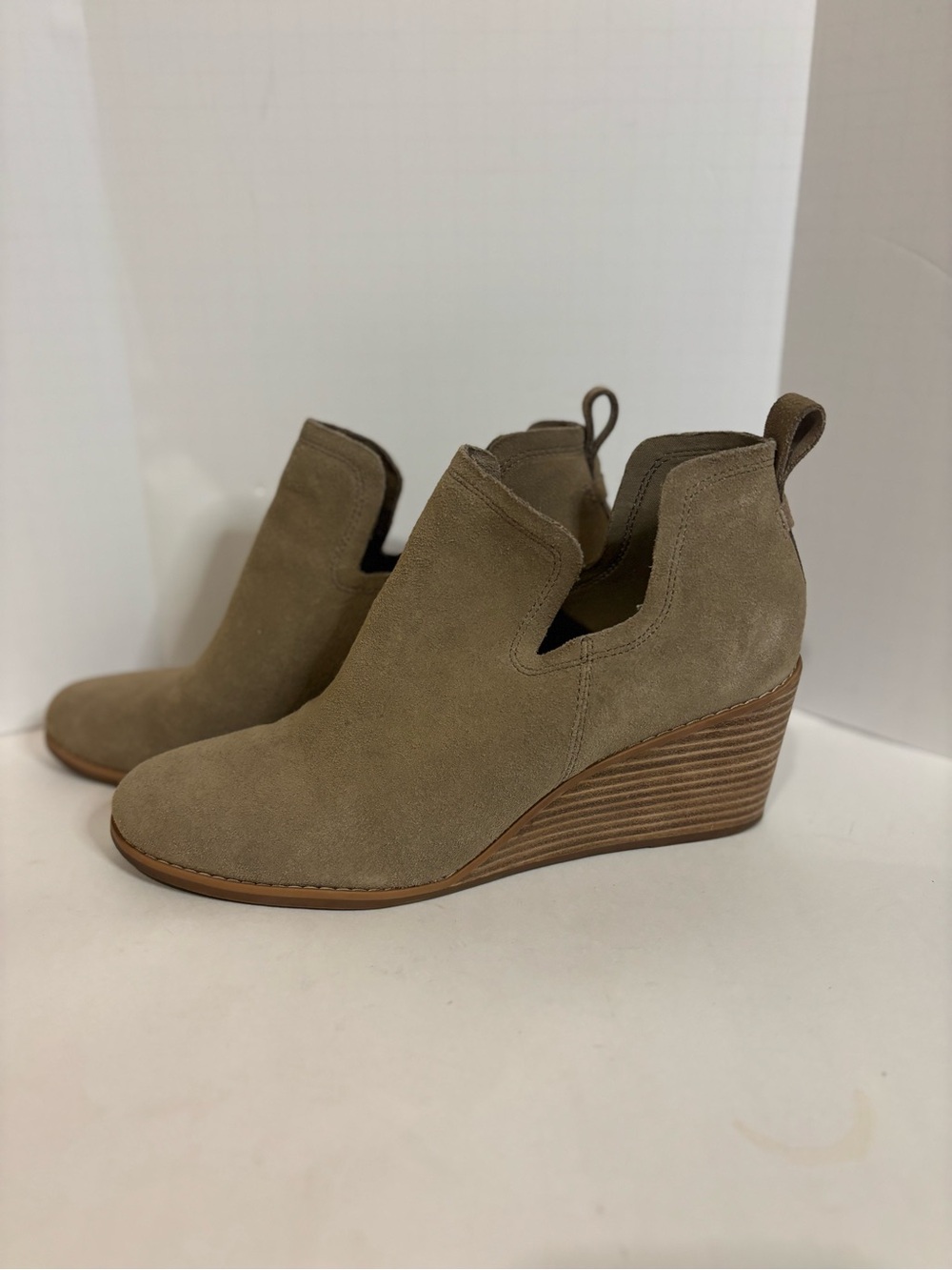 Toms Taupe Suede Wedge Ankle Booties